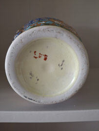 Vaas chinees rijk bewerkt