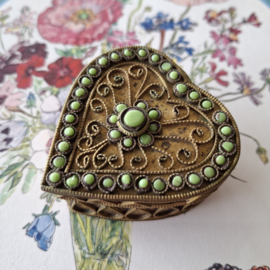 Klein doosje filligraan messing