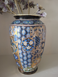 Vaas chinees rijk bewerkt