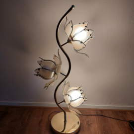 Vintage Lotuslamp nude