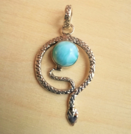 Pendentif serpent Larimar