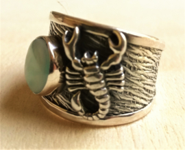 Ring Larimar met schorpioen - zilver