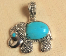 Pendentif éléphant en argent avec turquoise