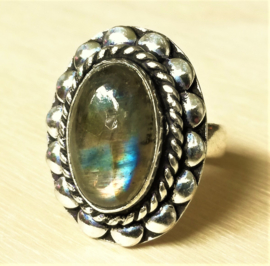 Bague en Labradorite  et Argent