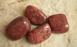 Thulite