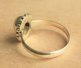 Bague en pierre de lune arc-en-ciel