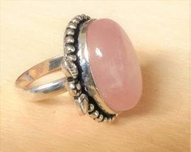 Bague en Quartz rose et Argent