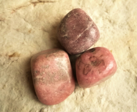 Rhodonite pierres roulées