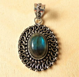 Pendentif en argent avec Labradorite