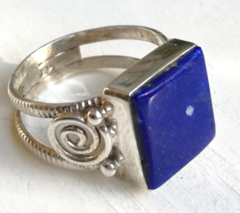 Bague en Lapis Lazuli et argent