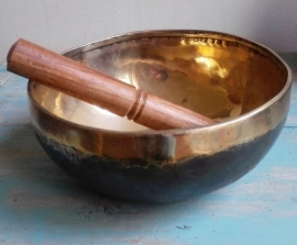 Tibetaanse Klankschaal "Black gold bowl"