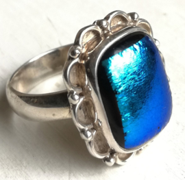 Bague en Argent et Verre Dichroïque