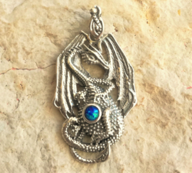 Pendentif dragon en argent