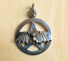 Pendentif pentagramme en argent