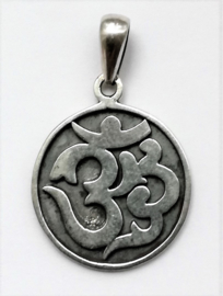 Pendentif Om