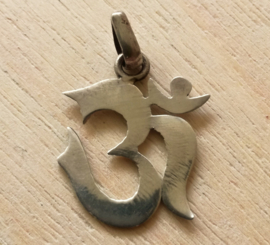 Pendentif Om argent