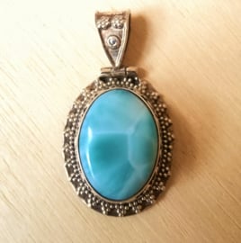 Hanger Larimar