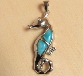 Zeepaardje hanger zilver met Larimar