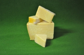 Parmezaan Crana Padano - 500 Gram