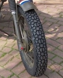 Mitas band 3.50 x 18 E03  voor Scrambler