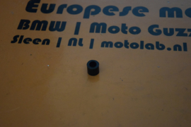 Afstandsrubber voor koplamp oor OEM 61138050138