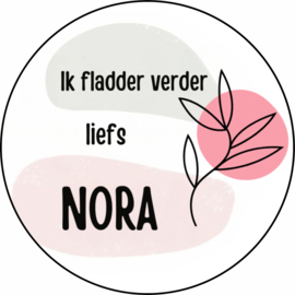 Sticker | ik fladder verder | + naam | 5 cm | vanaf 10 stuks