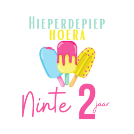 Traktatie sticker | Ijsje + naam + leeftijd | 5 cm | vanaf 10 stuks