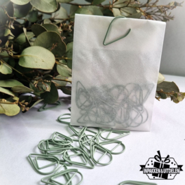 Zakje met 25 stuks - paperclips druppel "Sage Green"