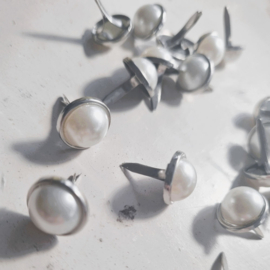 Ronde parel splitpennen | 12mm | ivoor met zilveren rand | 25 stuks