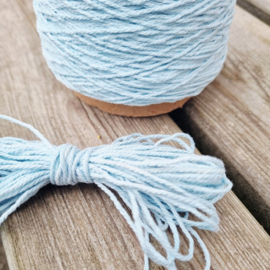Lichtblauw katoendraad