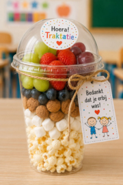 Lege plastic bekers met deksel, om zelf te vullen voor traktaties - 10 stuks