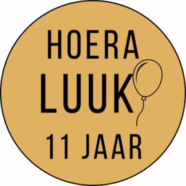 Traktatiestickers met een ballon, naam + leeftijd, 10 stuks