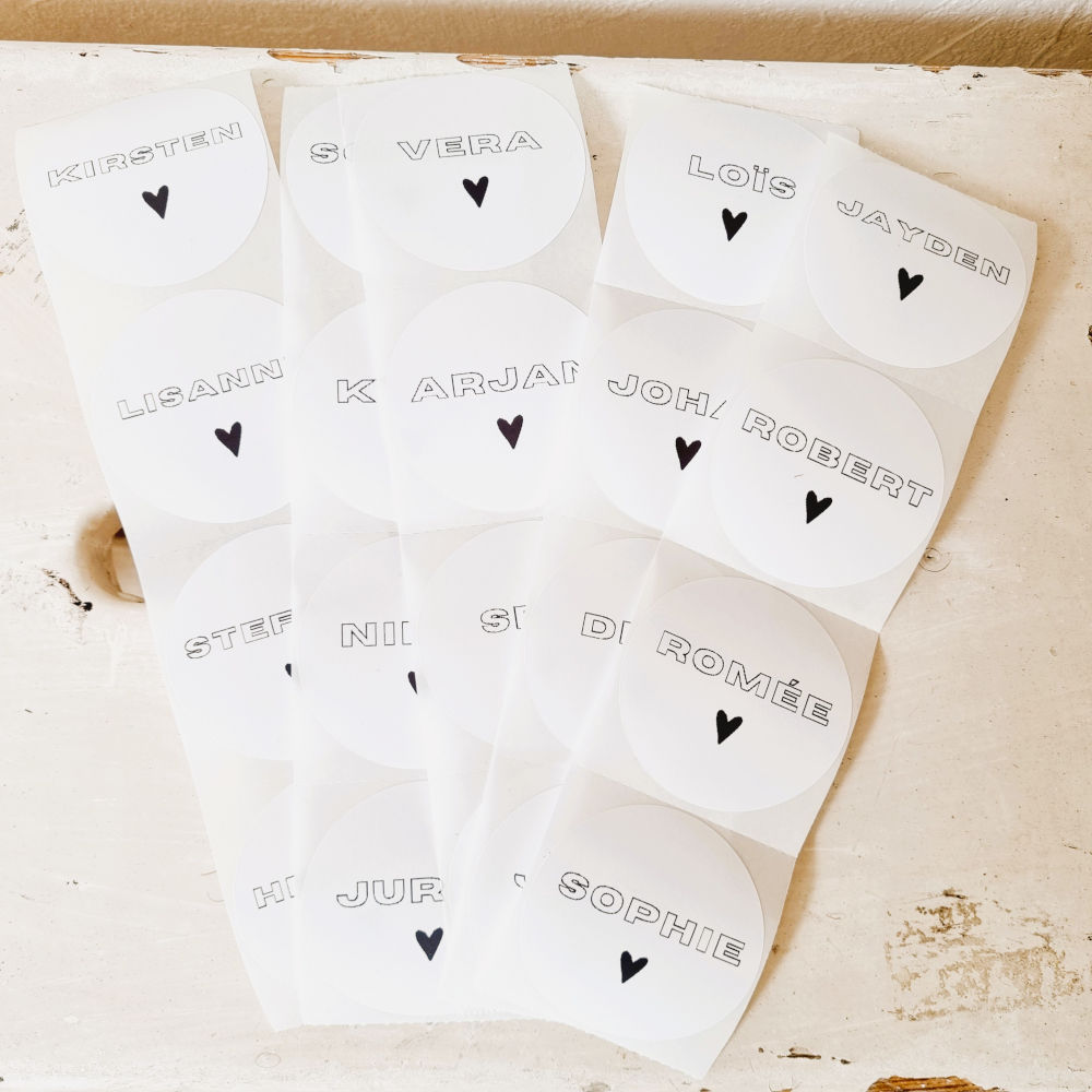 Losse naamstickers | met naam + ❤ | strak | div. varianten | 10 stuks
