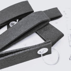 Sleutelhangers van vilt | zwart | langwerpig | vanaf 5 stuks