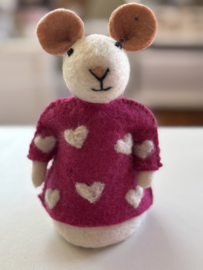 Sjaal met Verhaal | Muis met Fuchsia jurk en witte hartjes