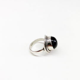 Obsidiaan ring high