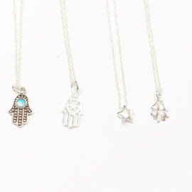 Choker, Hamsa