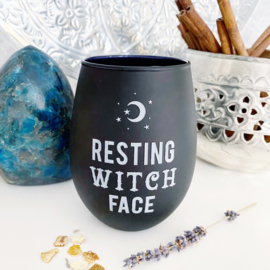 Resting witch face glas