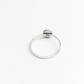 Amethist petit ring