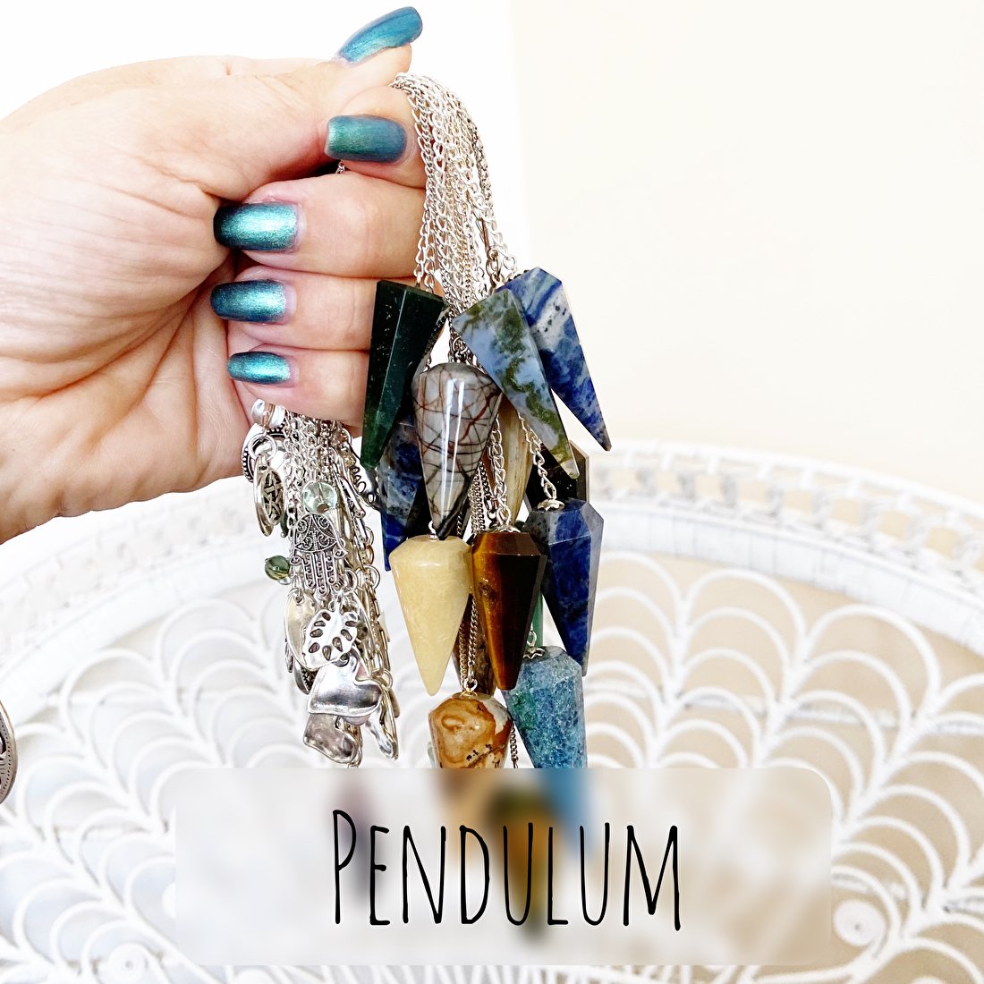 pendels, communicatie met engelen en gidsen, spiritueel ontwikkelen, pendel pendulum by-sas