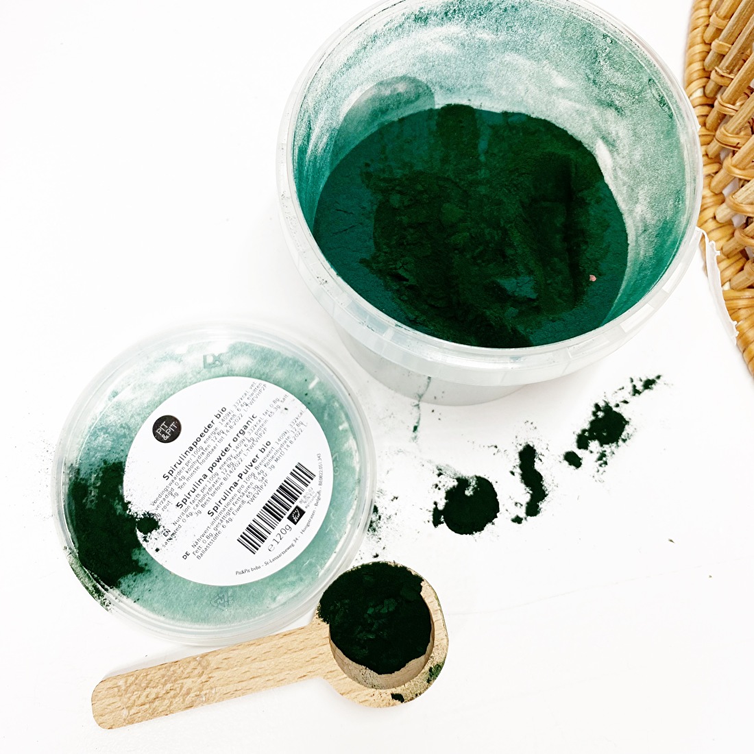 Spirulina alg poeder magie wicca elementen edelstenen maan rituelen by-sas