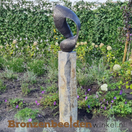 Abstract tuinbeeld "Oneindigheid" op Basalt sokkel BBW0820br