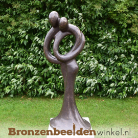 NR 10 | 64 jaar getrouwd cadeau ''Abstract liefdespaar tuinbeeld'' BBW0719br