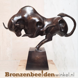 Bronzen abstracte stier beeld BBWFHST01