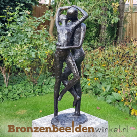 NR 7 | Cadeau getuigen aan bruidspaar "Zoenend paar" BBW0928br