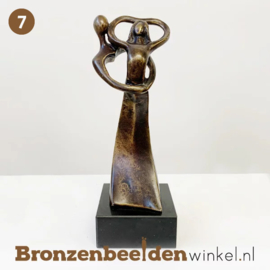 NR 7 | Bronzen beeld Tilburg "Vertrouwen in elkaar" BBW001br04