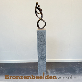 Groot bruiloft cadeau "Onlosmakelijk met elkaar verbonden op sokkel" BBW007br39os