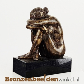 Gedenkbeeldje "Treurend" BBW1192br