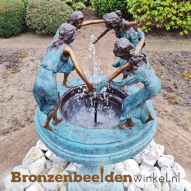 Bronzen fontein met dansende vrouwen BBW8006