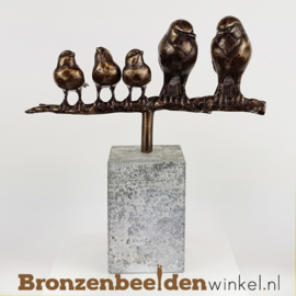 NR 10 | Kleine bronzen vogeltjes ''Vader, moeder en 3 kinderen'' BBWVM3K